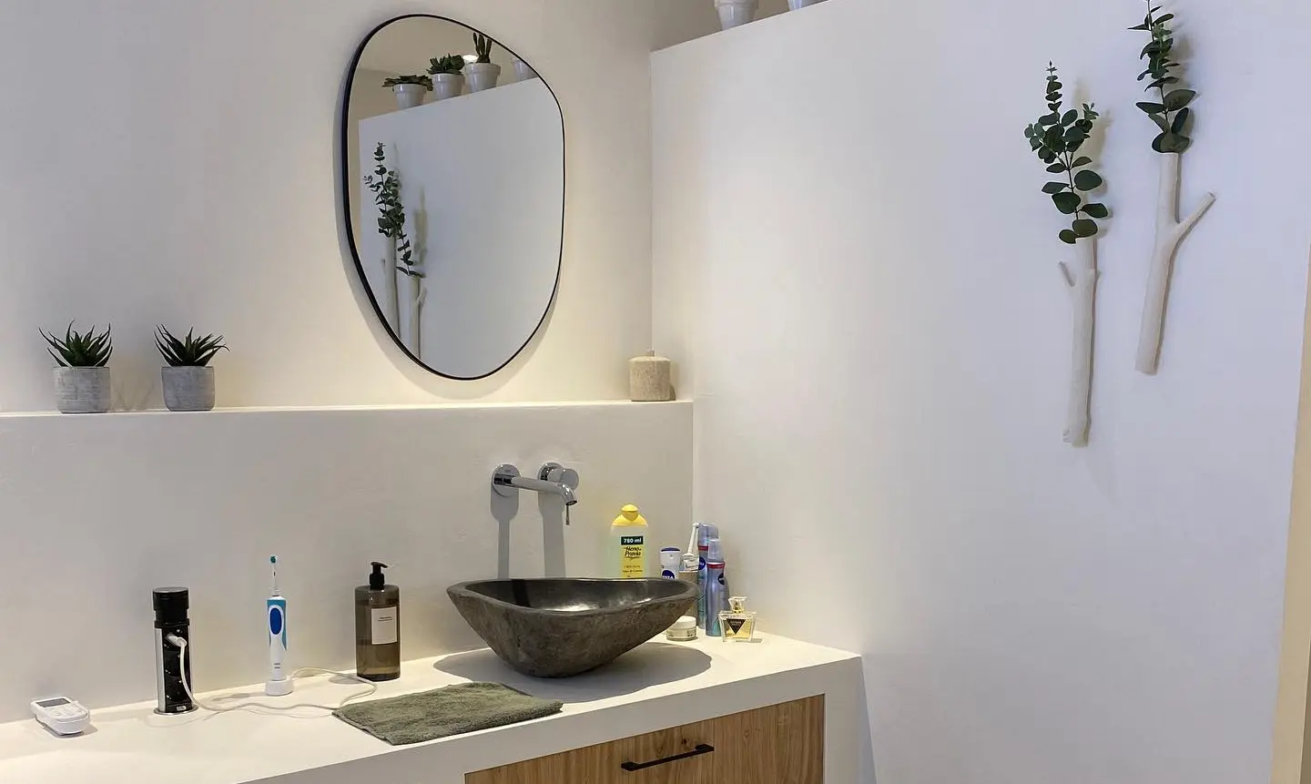 mikrosementti asennus kylpyhuone mikrosementtitalo Vantaa-2.2021